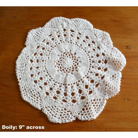 3 Doilies Doily Crocheted Doily Ecru Vintage Doilies U5 - Picture 4 of 4